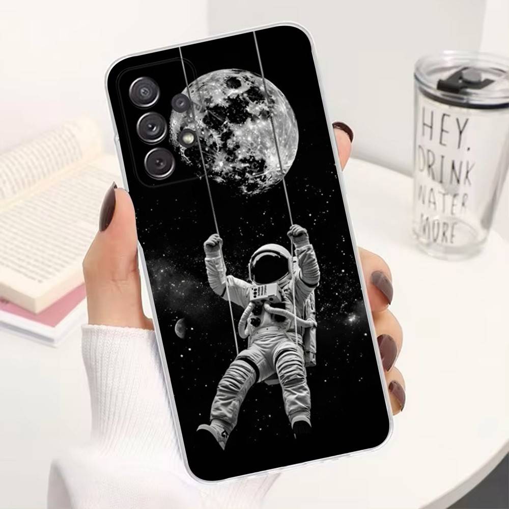 

Cute Astronaut For Samsung A51,30,71,S9,Ultra,S20,FE,22,Lite,23,21,PIus,10,Transparent, Silicone Case SamsungS22plus 5G