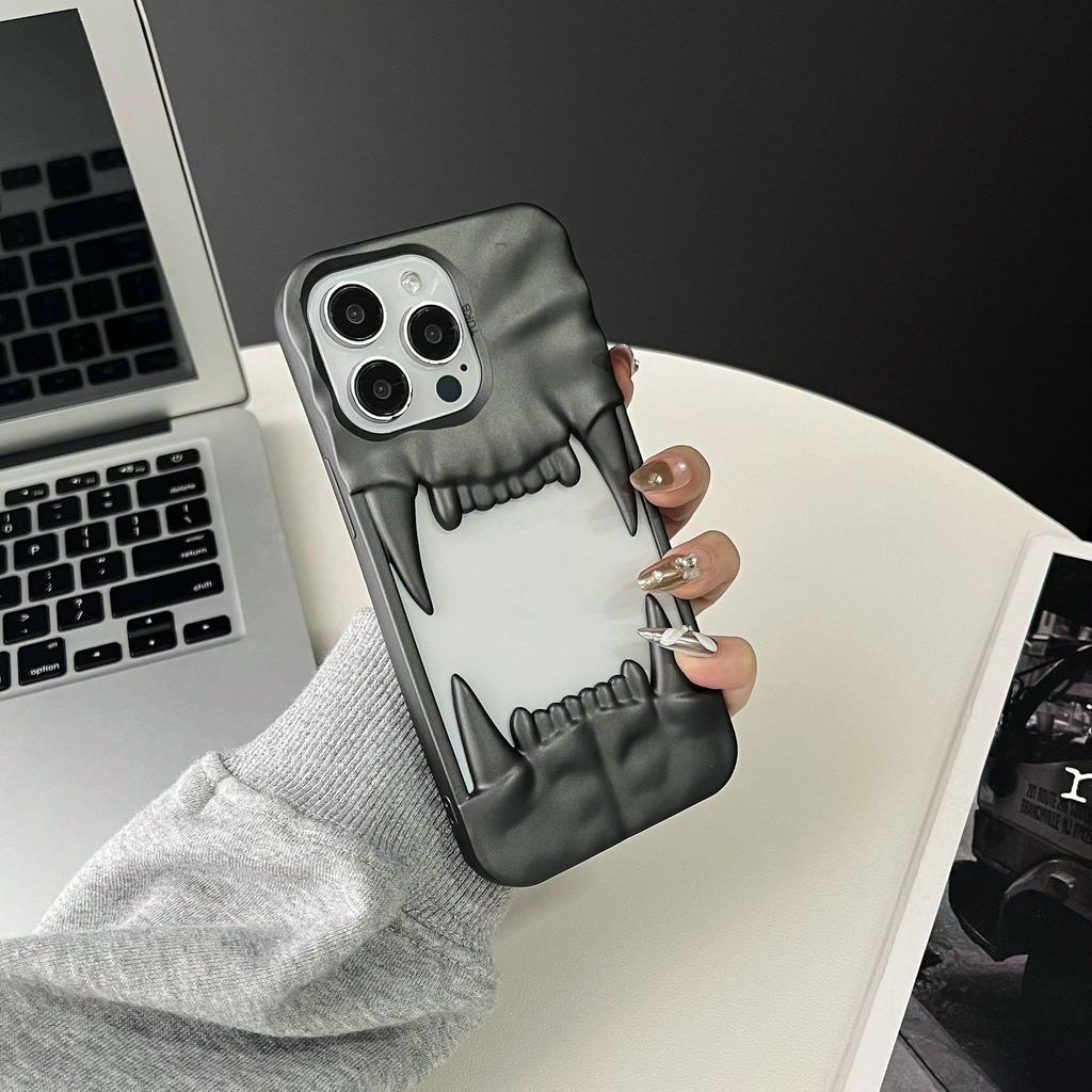 Hollow Heat Dissipation Pleated Electroplated Tiger Teeth Suitable for IPhone 16 Mobile Phone Case Apple 15 Matte 14 Protective Cover