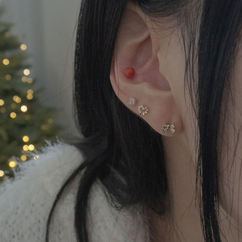 Youngglow 14k Opal Red Ball Piercing 3,4,5mm