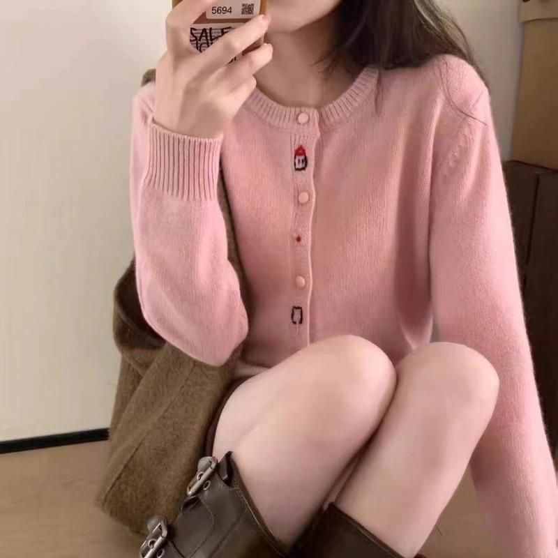 Spring and Autumn New Small Knitted Cardigan Button Design Sense Advanced Sense Embroidery Soft Waxy Sweater Jacket Women