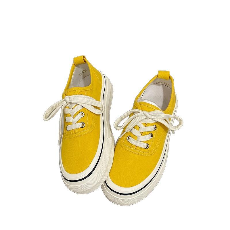 Canvas women's shoes new thick-soled white one-pedal versatile, not tired, inner height increase casual board shoes, white shoes