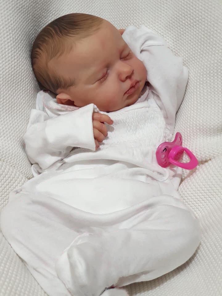 19 Loulou Reborn Doll - Realistic Baby Simulation 49 cm Cloth Body
