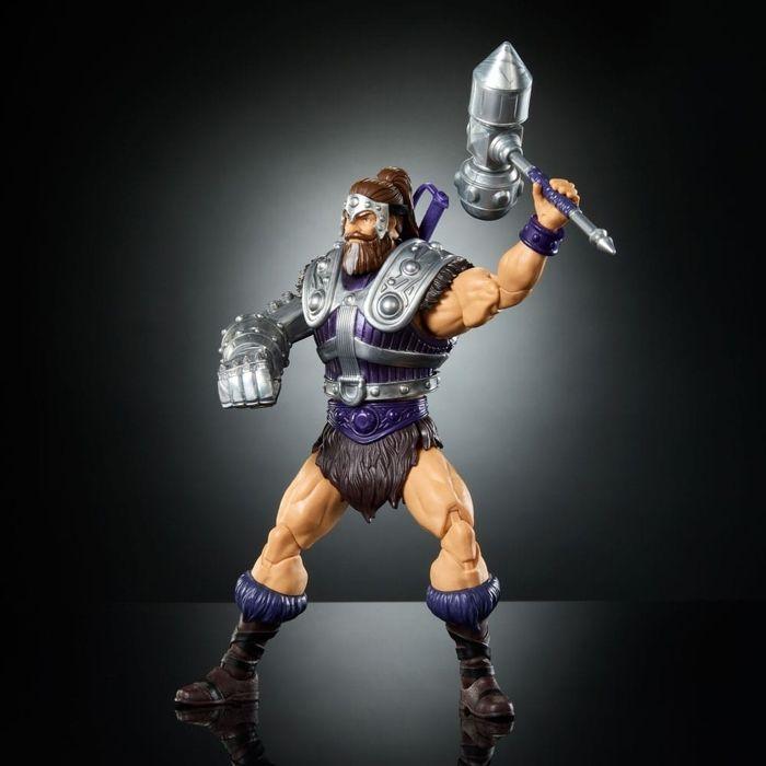Figurine articulée - masters of the universe - fisto - 18 cm - 30 points d'articulation - poing en acier