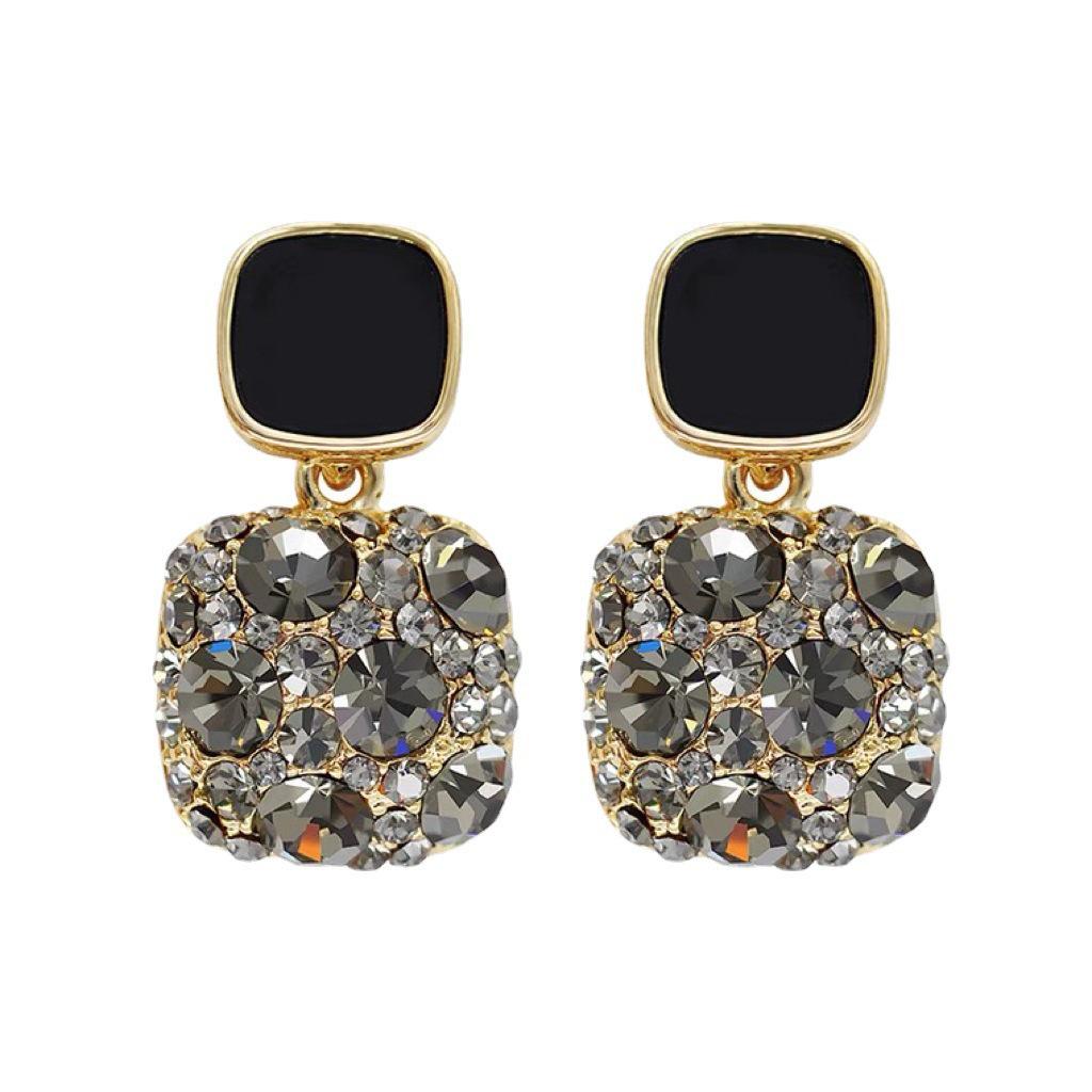 2025 års stil: Helt Diamantkvadratörhängen – Trendig Koreansk Design för en Mångsidig, Elegant Look