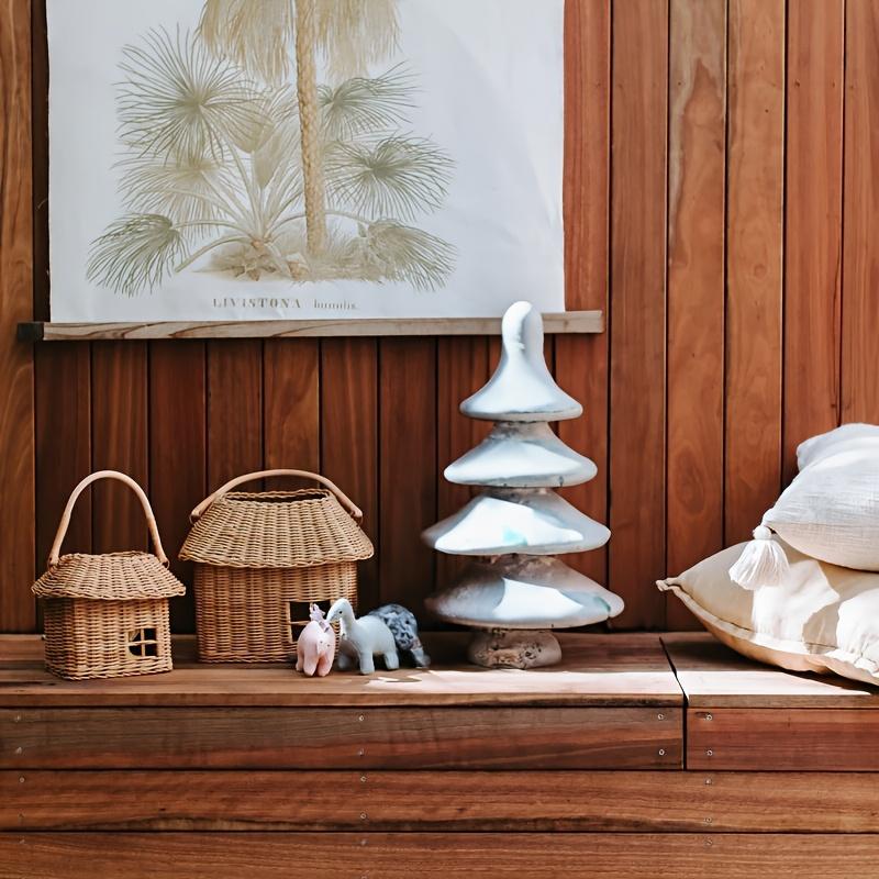 Rattan House Shape Storage Basket with Lid Small Doll House Decorative Hand Woven Shelf Organizer with Handle for Picnic Gift