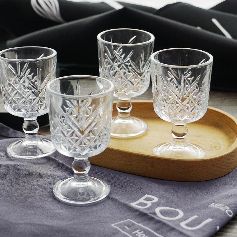European Style Carved Shochu Glass Wine Glass With Feet For Liquor, One Mouthful Of High Foot Baijiu Tequila Goblet