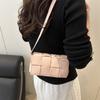 Niche design sense of simple new fashion versatile solid color shoulder messenger bag simple small square bag women