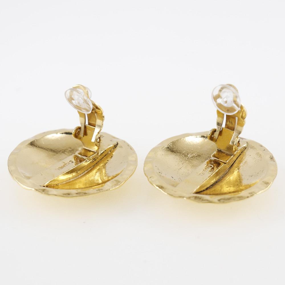 CHANEL COCO Mark Earring Matelasse Plated Gold 37.5g Women Used