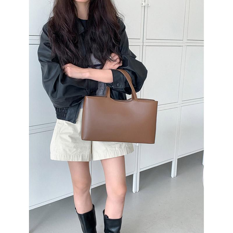 Women's High-end Large Capacity Tote Bags Soft Leather Simple Solid Designer Handbag Y2K Casual All-matching Commute Briefcase