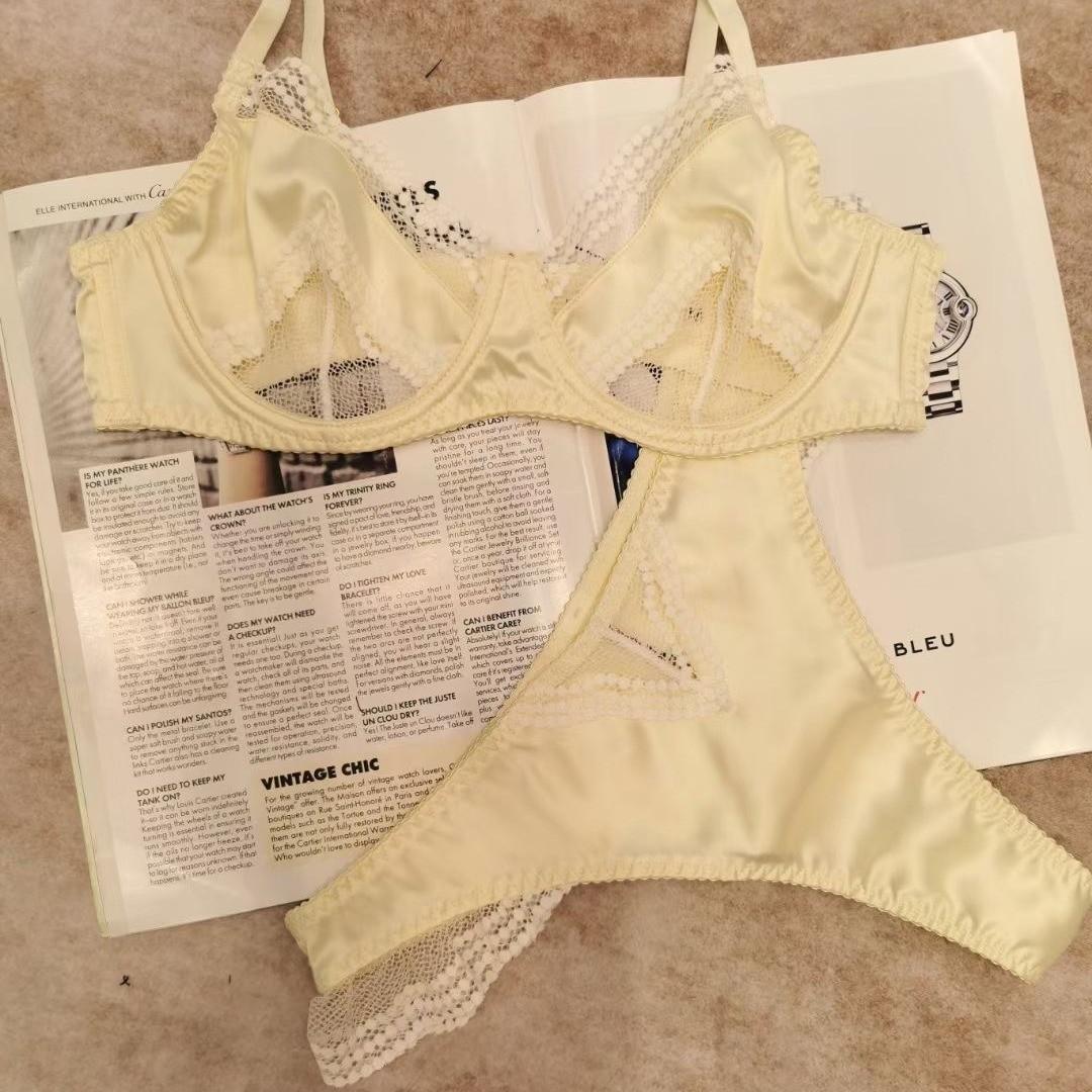 

Sexy underwear French ultra-thin mesh stitching satin lace underwear big chest small anti-sagging bra cover S білий