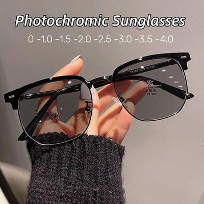 Mode trendige blaue Licht blockierende Sonnenbrille verschreibungspflichtige Brillen Damen photochrome Myopiebrille Nahsicht 0 bis -4,0