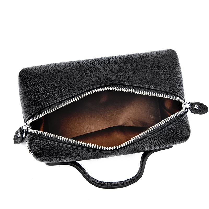 New Fashionable Versatile Women's Shoulder Bag High-end Commuter Women's Messenger Bag Women's Bag