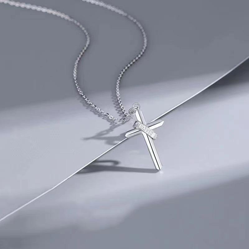 Trendy Men's Cross Necklace Personalized Cool Hip Hop Pendant Korean Version Long Style
