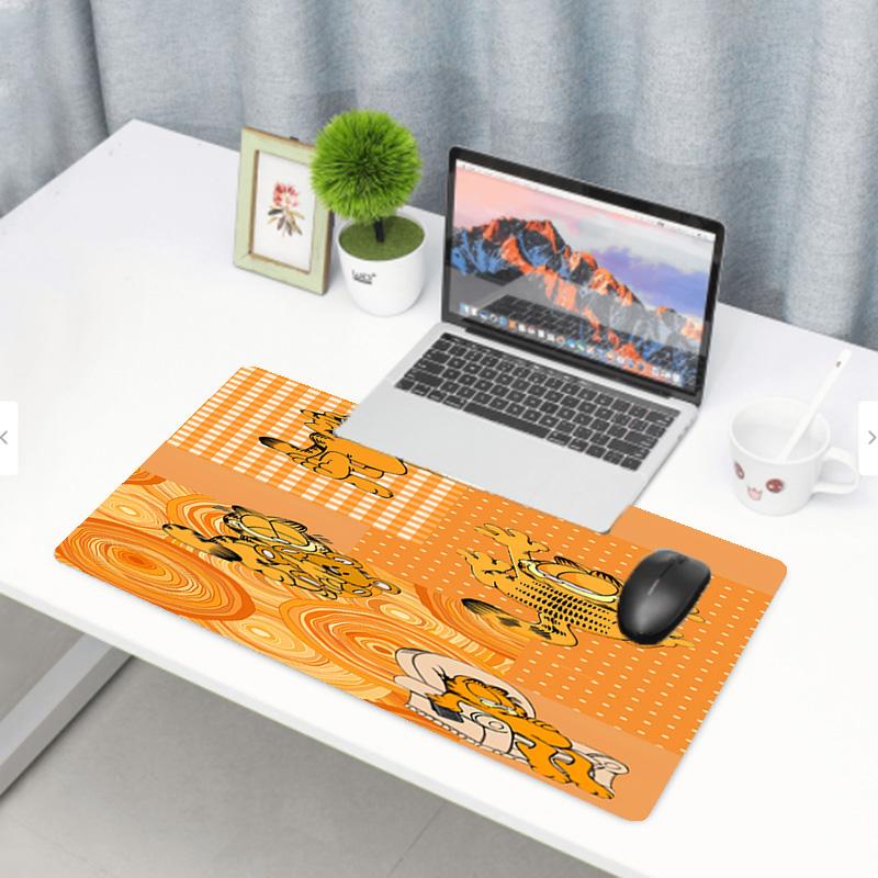 Garfield Print Mouse Pad, Anti‑Slip Desktop Keyboard Mat, for PC Laptop Gaming Working Daily Use, Cool Festival Surprise Gift