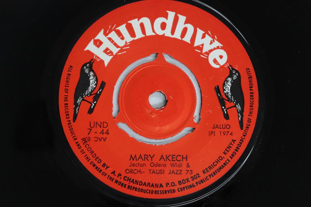7inch Record JECTON ODERA WIDI, TAUSI JAZZ 73 - Mary Akech / Casmiel Ogutu UND744 HUNDHWE 1974 Kenya World Music Used