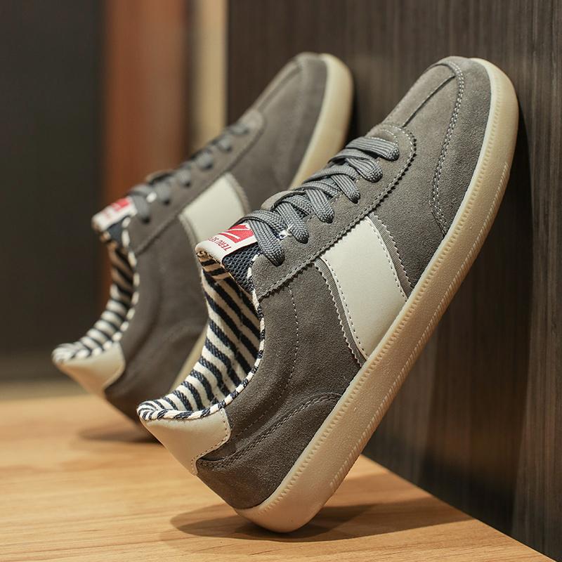 Men's Sneakers High Quality School Style Casual Comfortable Walking Shoes New Vulcanized Shoes Male Original Tenis Masculino