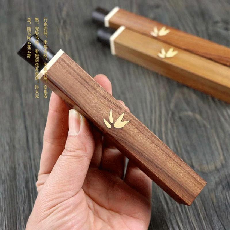 

Коробка для хранения благовоний из черного сандала, Портативная туба для благовоний, Короткий овальный бочонок для благовоний, Сокровище в ладони, Деревянная игра