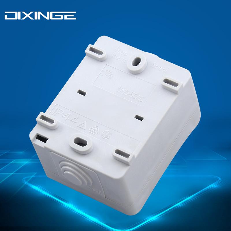 Waterproof IP44 Surface-Mounted French Bathroom Power Socket with Lid