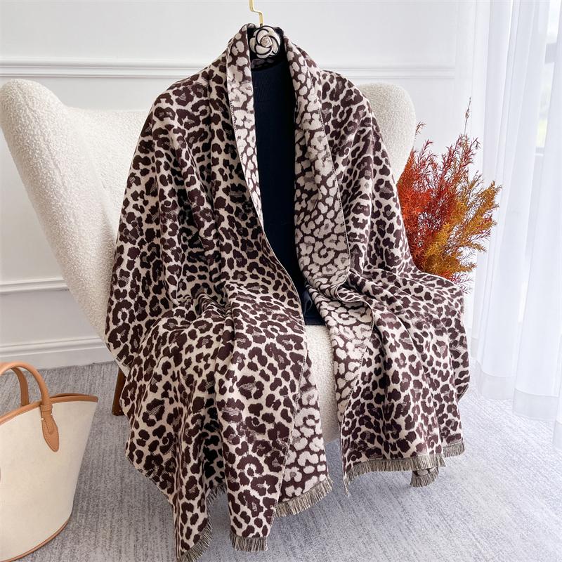Luxury Brand Cashmere Women Leopard Scarf Winter Warm Shawl and Wrap Bandana Pashmina Female Foulard Square Thick Blanket Poncho