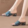 Summer new metal word women's temperament casual fashion lazy half slippers metal decoration