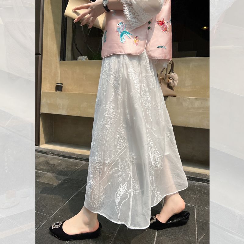 

Юбка в стиле французского шика, из чистого белого шелка с вышивкой фей, очень красивая White S