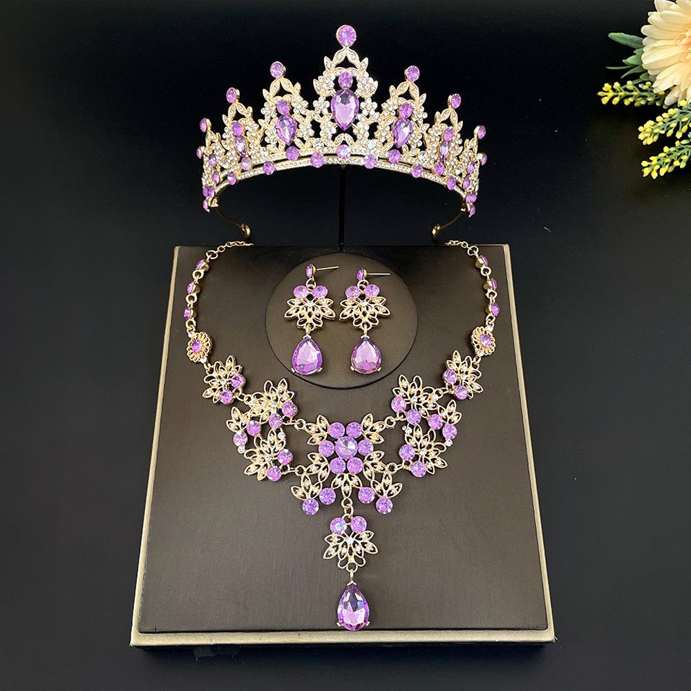 New Bridal Tiara Crown Three Piece Set Wedding Necklace Earrings Rhinestone Set European and American Wedding Accessories