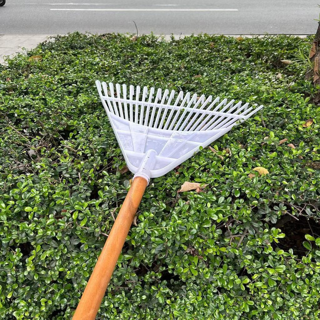 24-Tooth Plastic Garden Rake for Leaves and Grains