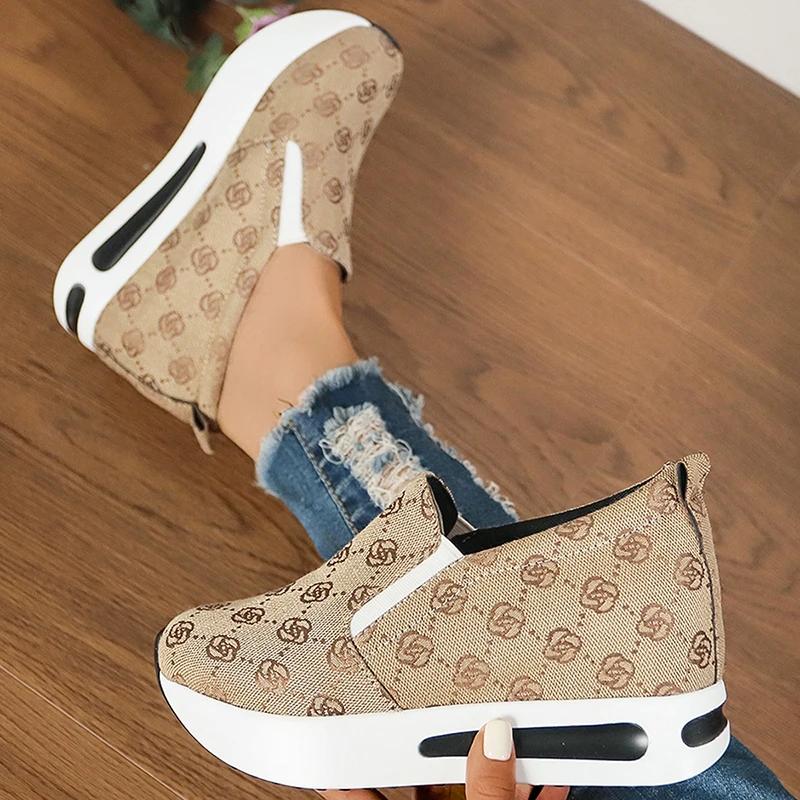 Fashion Fashion Flower Print Women Thick Sole Sneakers Spring Outdoor Platform Women''s Vulcanize Shoes Light Slip-On Woman Single Shoes