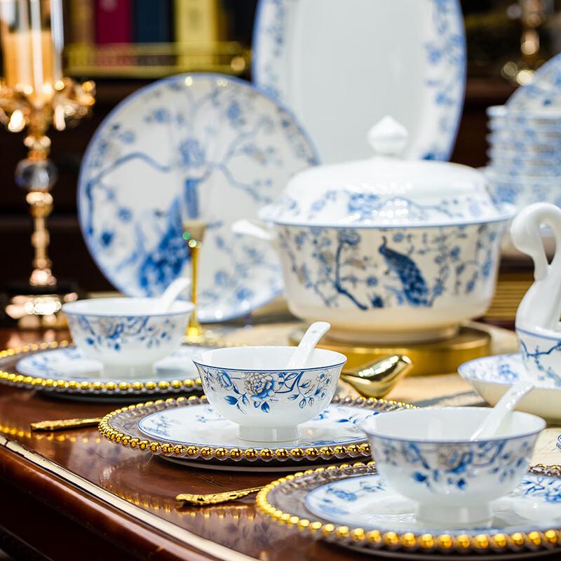 ZISIZ Jingdezhen Blue & White Peacock Bone China Dinnerware Set