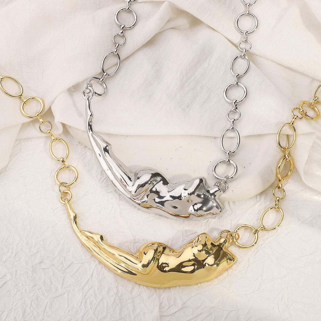 Euro-American Style Irregular Metal Design Necklace Personality Body Pendant Hip Hop Cuban Women's Collar Accessories