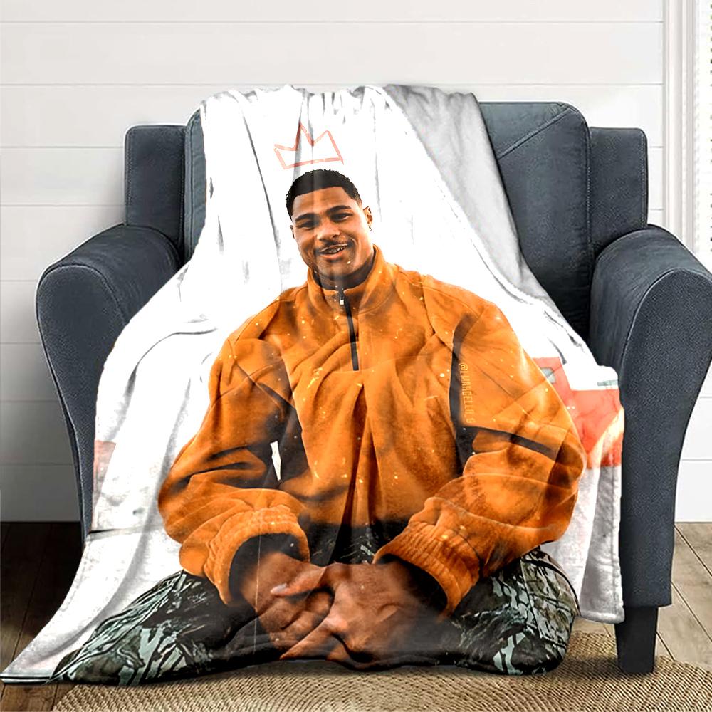 Urban Style Portrait Blankets Flannel Printed Breathable Warm Throw Blanket for Home Office Bedspreads 0708a71