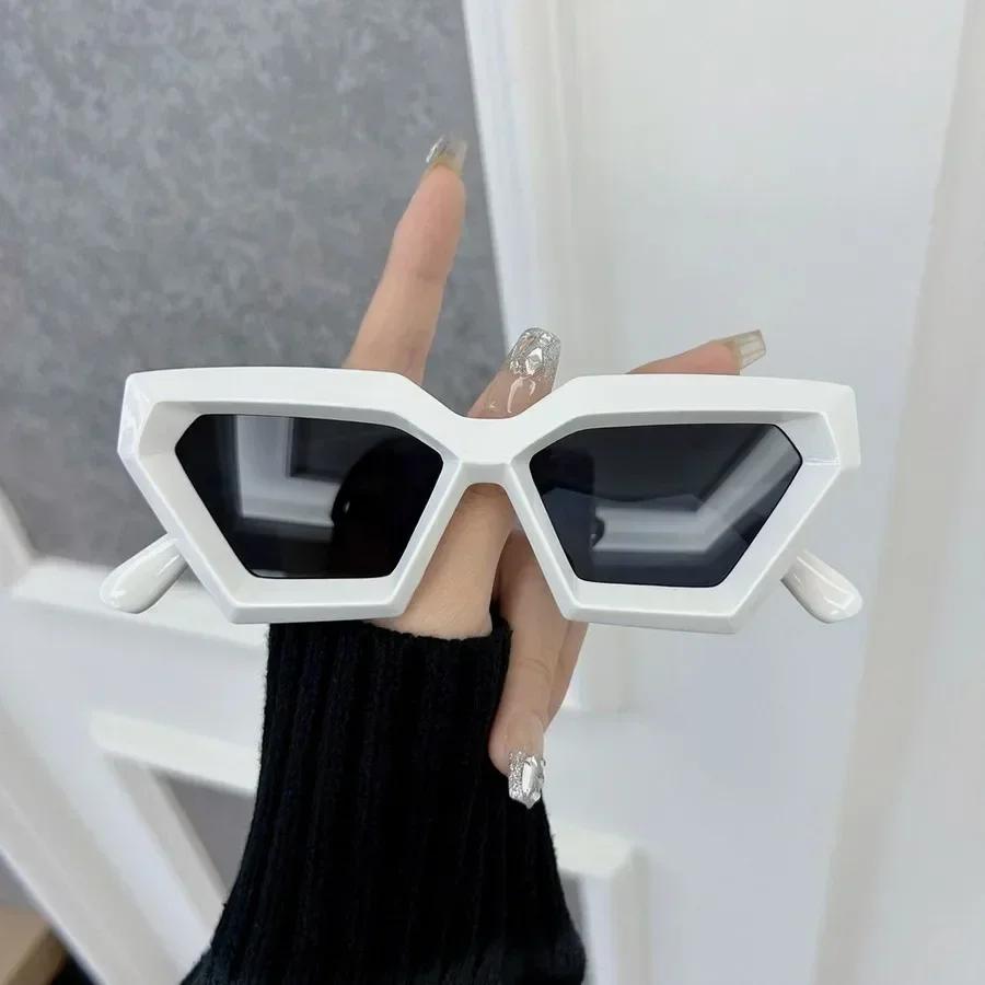 Retro štvorcové módne slnečné okuliare dámske pánske vintage štýl ležérne trendy malé dámske pánske