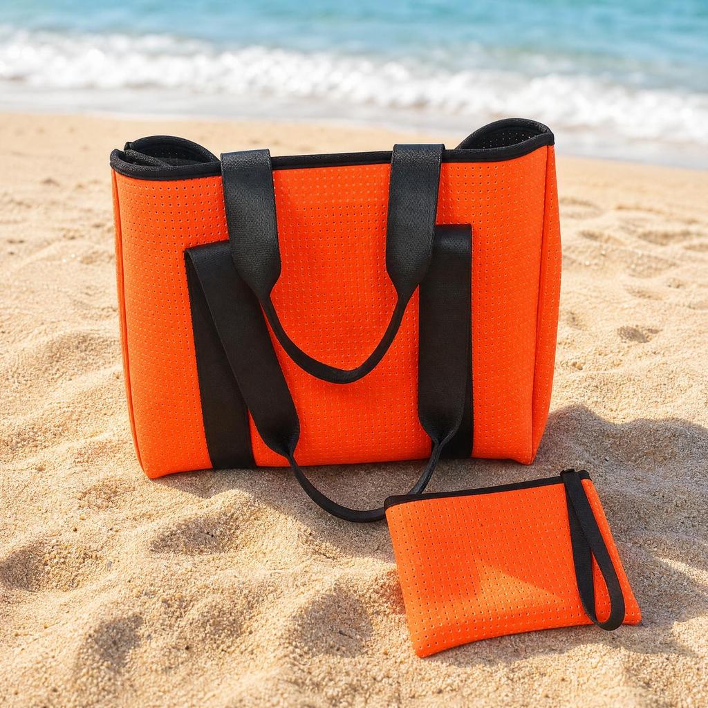 Versatile Open-Top Travel Tote with Wristlet Pouch Roomy Beach