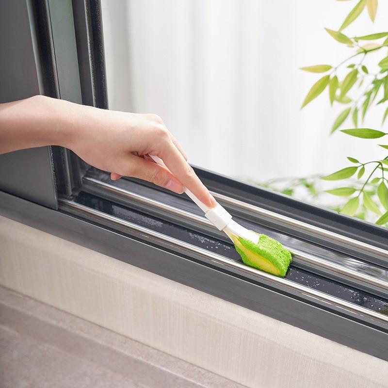 Gap Plastic Mini Brush For Kitchen Bathroom Cleaning With Sponge Detachable