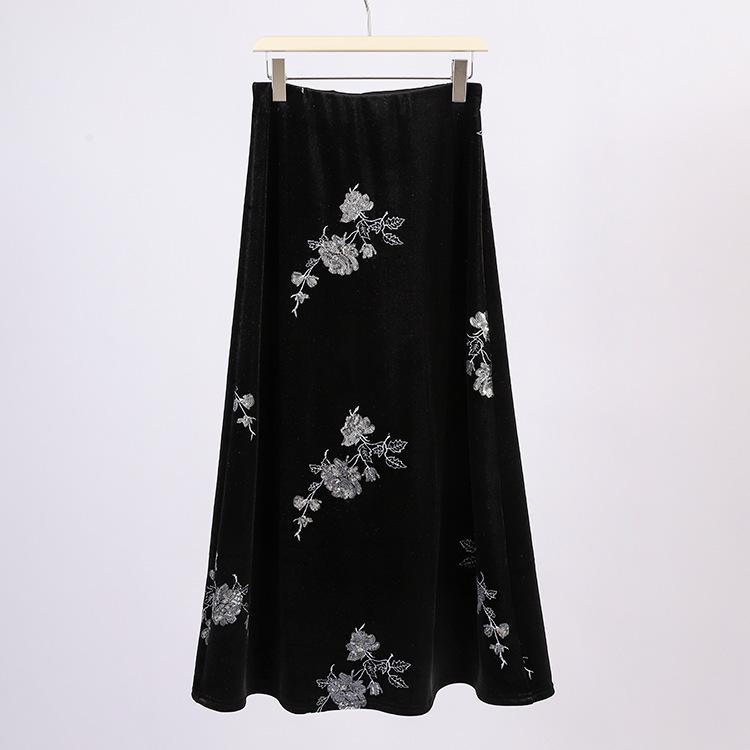 Heavy Industry Embroidery Sequins Velvet Plus-Size Black A-line Winter Skirt