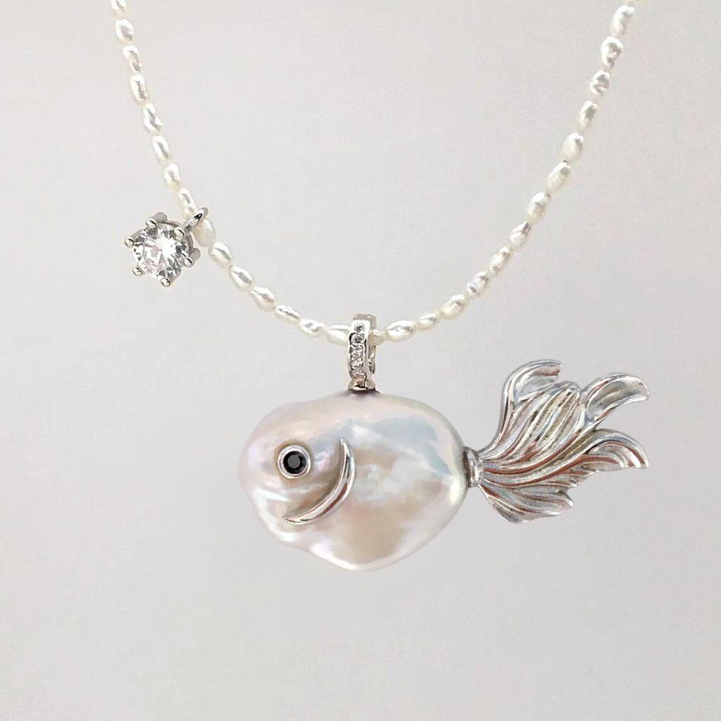 Collana Ciondolo Pesce Carino Serie Oceano Retrò Placcata Oro 18K