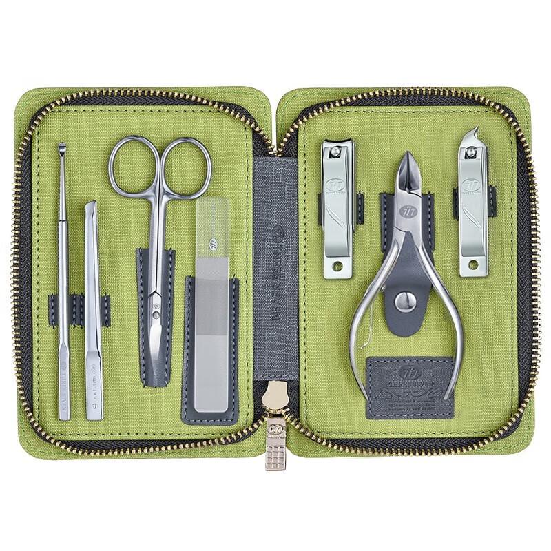 777 7-Piece Nail Clipper & Manicure Set