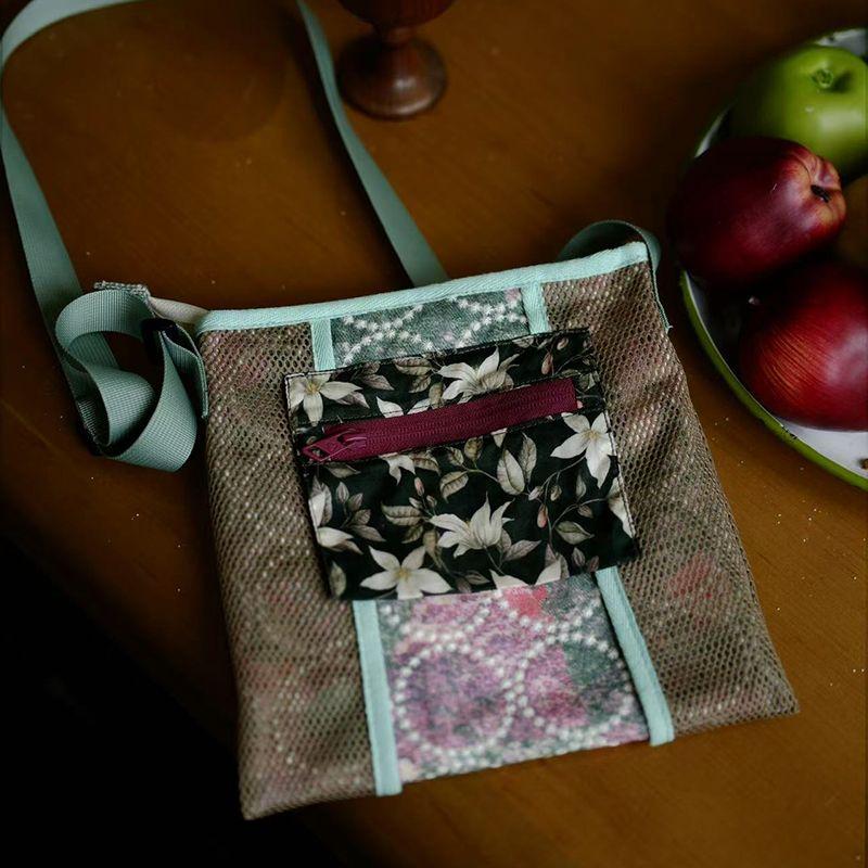 

Housedesign Оригинальная летняя новинка 2025 года Ретро-цветовая гамма Уличная сумка-мессенджер Нишевая легкая мини-сумка для мобильного телефона Colorblock