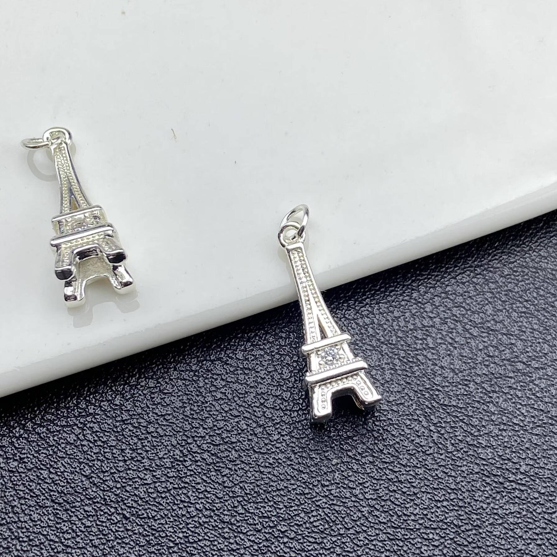 

Eiffel Tower 3D Small Pendant: High Color Retention Charm for Necklaces and Bracelets Fast Shipping