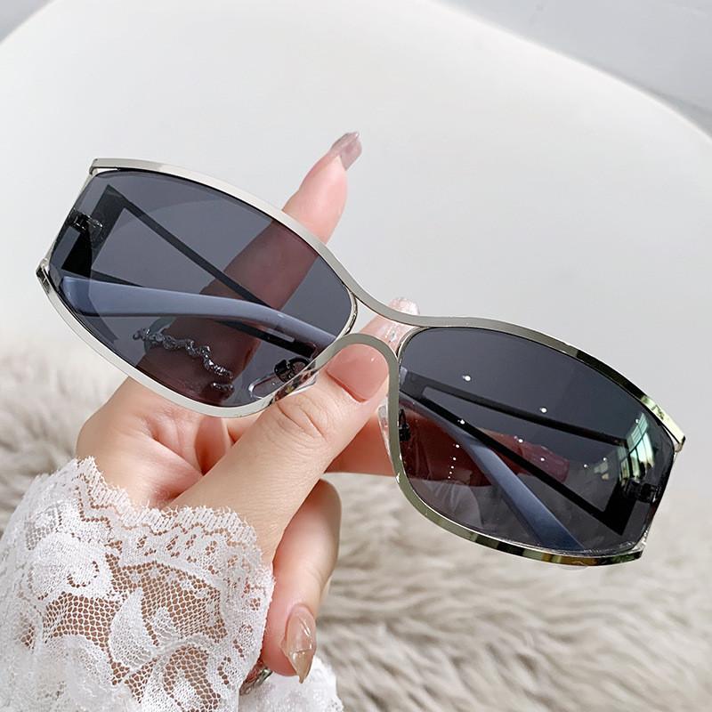 Retro Y2k Hollow Out Sunglasses With Pc Lenses For Festival Wear And Fashion Demonstrations