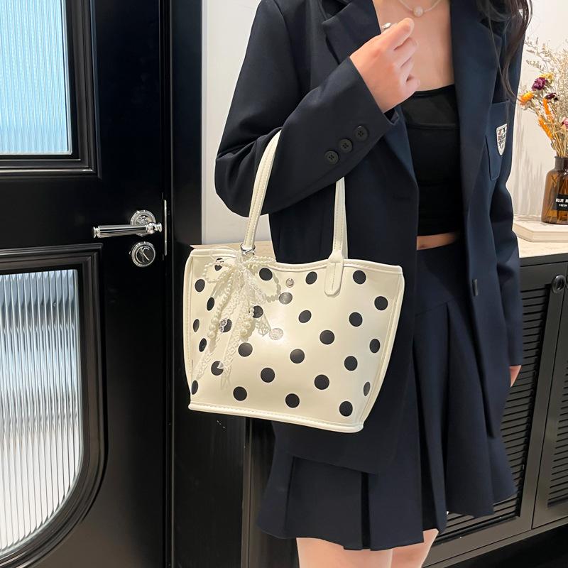 Polka Dot Sweet Bow Cute Portable Large-capacity Commuter Bag Fresh and Sweet Women's Shoulder Bag