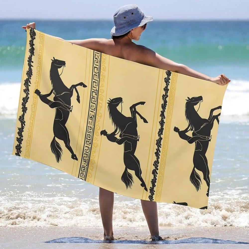 Horses Galloping Traditional Pattern Beach Towel, Lightweight Quick Dry Bath Towel, Absorbent Travel Blanket for Vacation