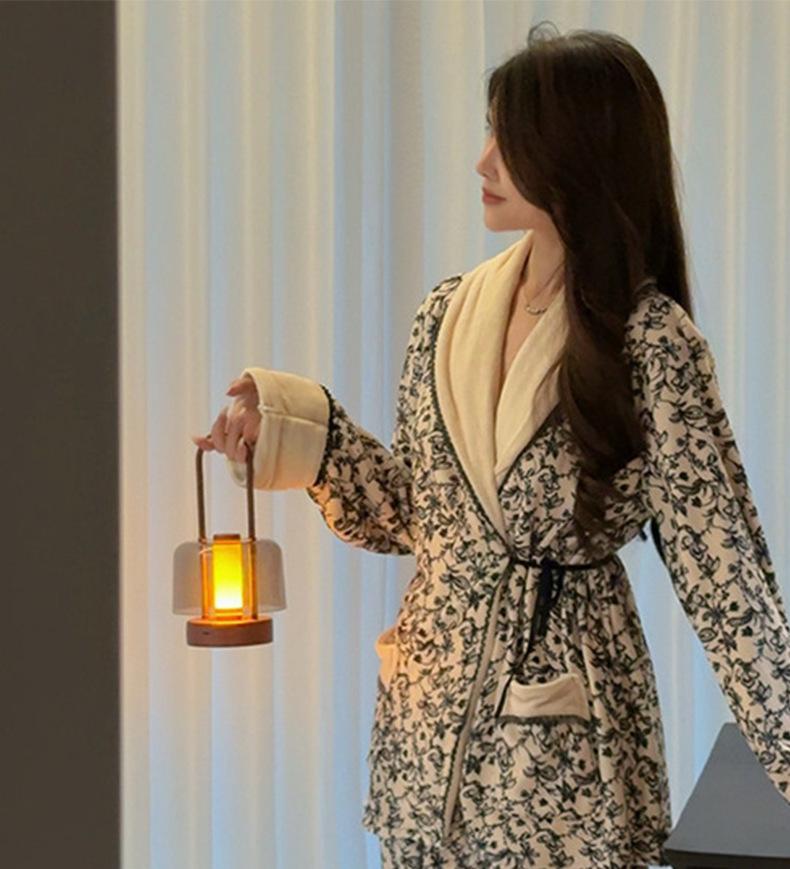 Women's Autumn and Winter Island Velvet Pajamas Set Cardigan Warm Thickened Suede New National Style Long Sleeves Trousers Loungewear