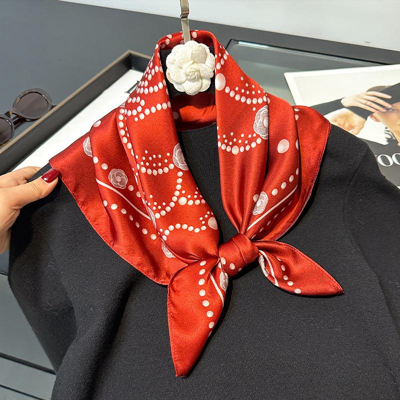 Red rose 70cm silk silk scarf women s summer versatile decorative mulberry silk neck protection neck small square silk scarf 68*68cm