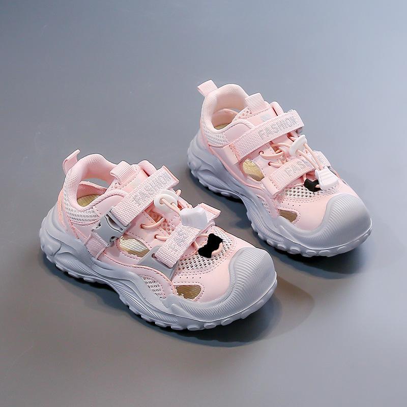 

Small and medium-sized children and students sports sandals summer 2025 new breathable Velcro hollow frame shoes hole mesh shoes 27 (inner length 170mm)