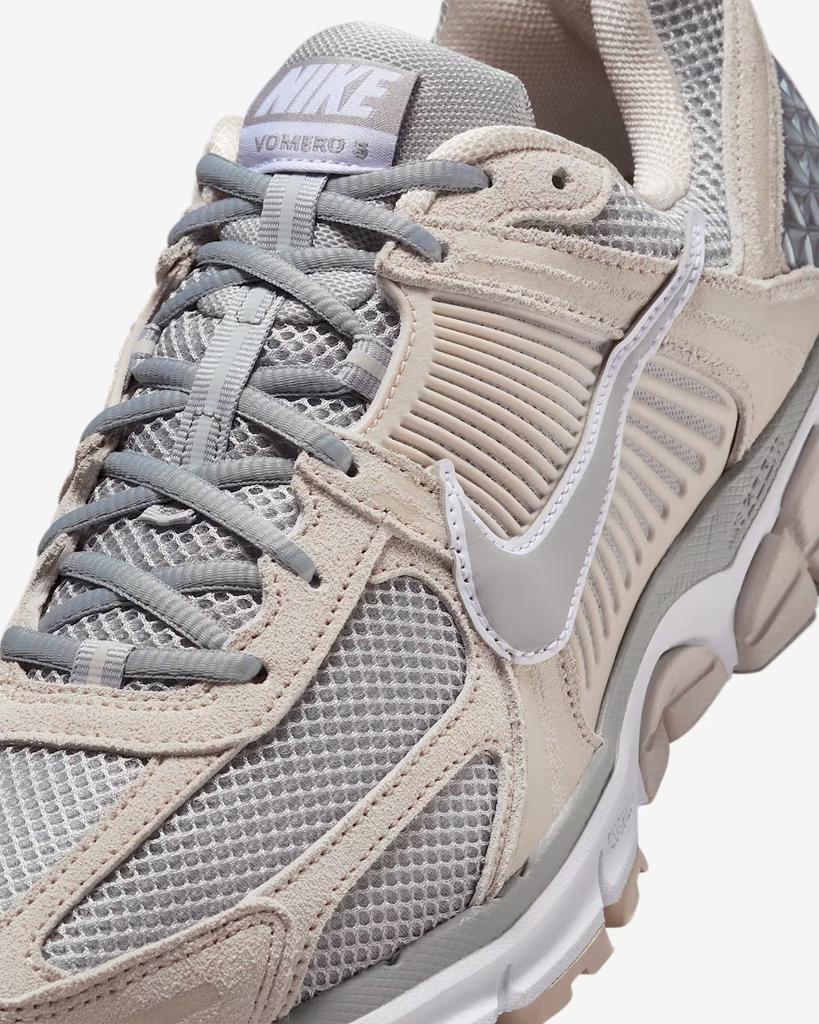 HF1553-101 Nike Zoom Vomero 5 Light Orewood Brown (Men's)