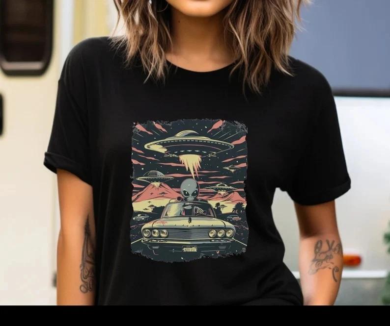 Aliens coming shirt, Alien invasion, Alien invasion shirt, XS
