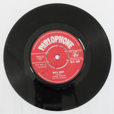 7inch Record SHANE FENTON & THE FENTONES - Walk Away  45R4866 Parlophone 1962 UK Rock Used