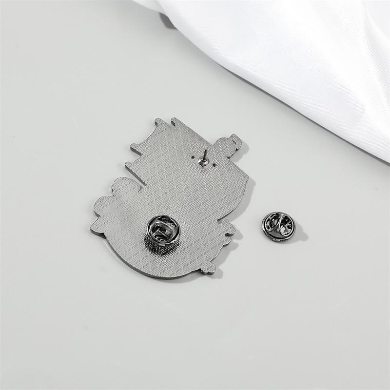 Cartoon One Piece Pirate Ship Brooch Anime Metal Enamel Pins Clothing Bag Lapel Badge Jewelry Gift for Fans Friends Accessories