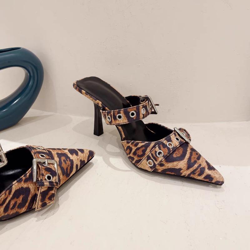 Новые модные туфли на высоком каблуке с леопардовым узором и пряжкой на поясе европейские и американские серебряные тапочки Baotou женские 42 коричневый 2098₽